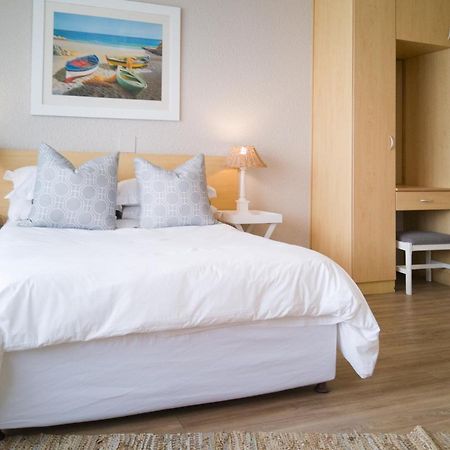 Flora Bay Resort Hout Bay Extérieur photo