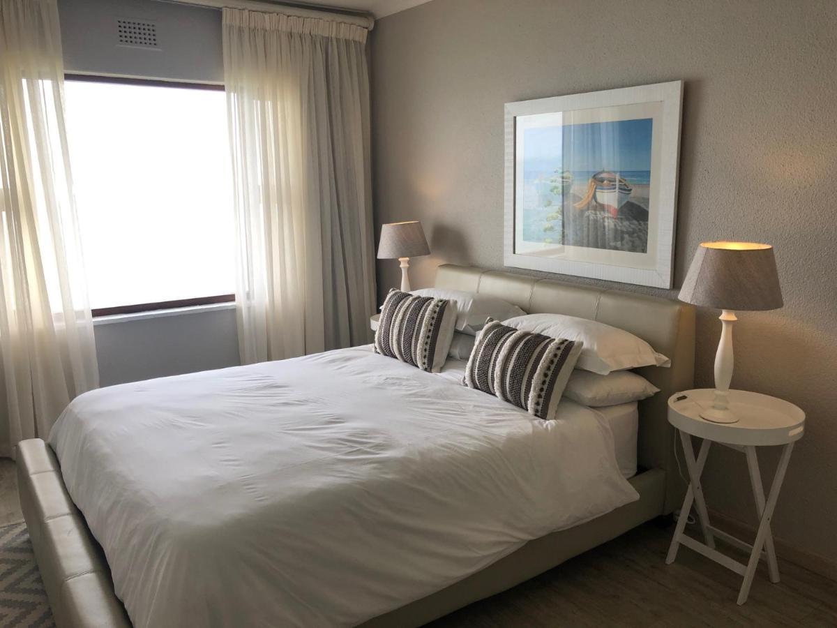 Flora Bay Resort Hout Bay Extérieur photo